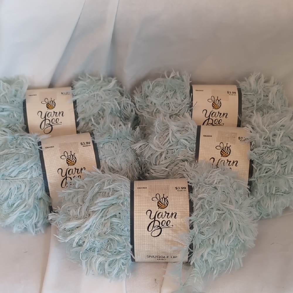 Yarn Bee Snuggle Up Yarn - Mint